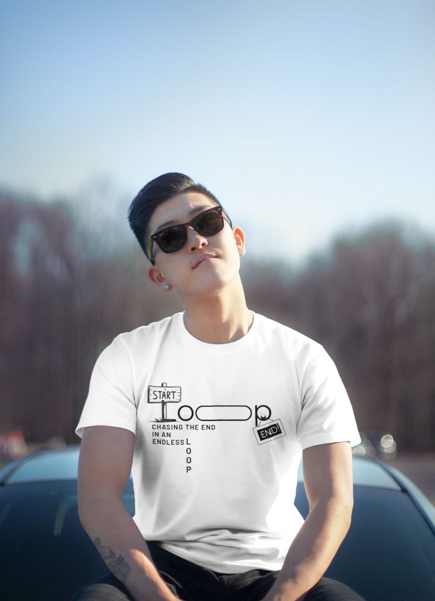 Chasing the End in an Endless Loop" Minimal Graphic Unisex T-Shirt